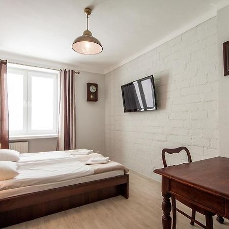 Avion Hotel Świdnik Zimmer foto